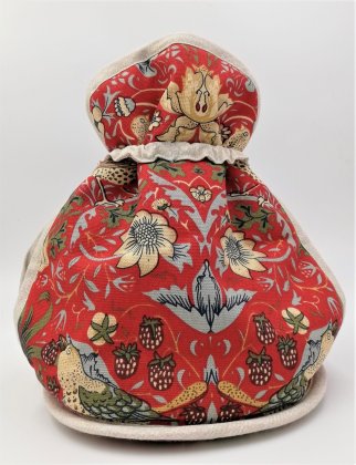 William Morris Red Minor Strawberry Thief Victorian Tea Cosy